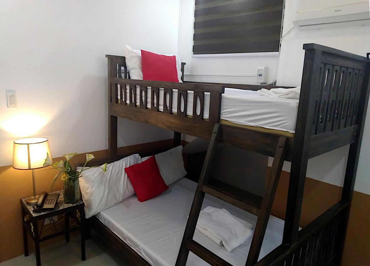Jil'S Apartelle Tagaytay City Exteriör bild