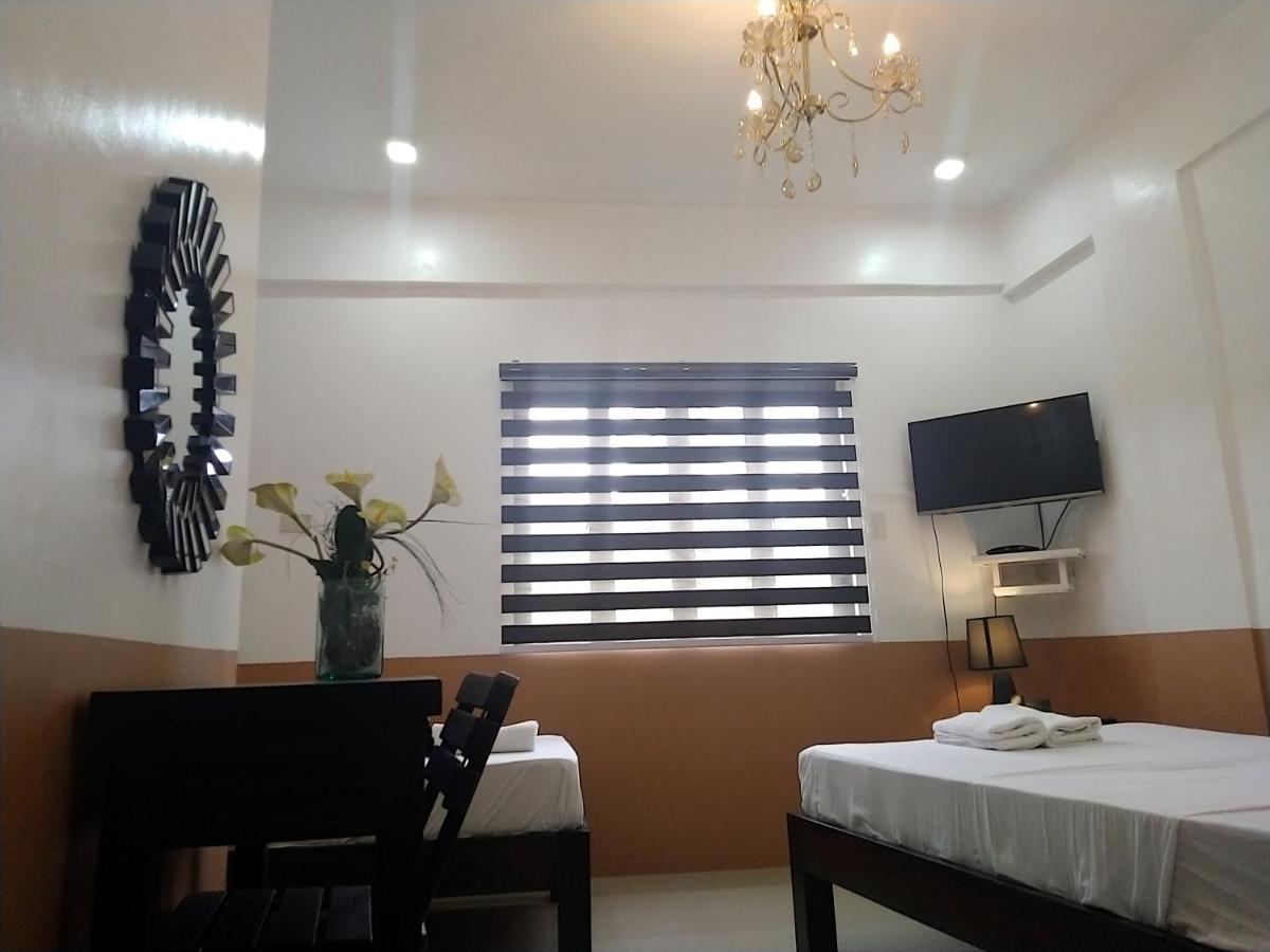 Jil'S Apartelle Tagaytay City Exteriör bild