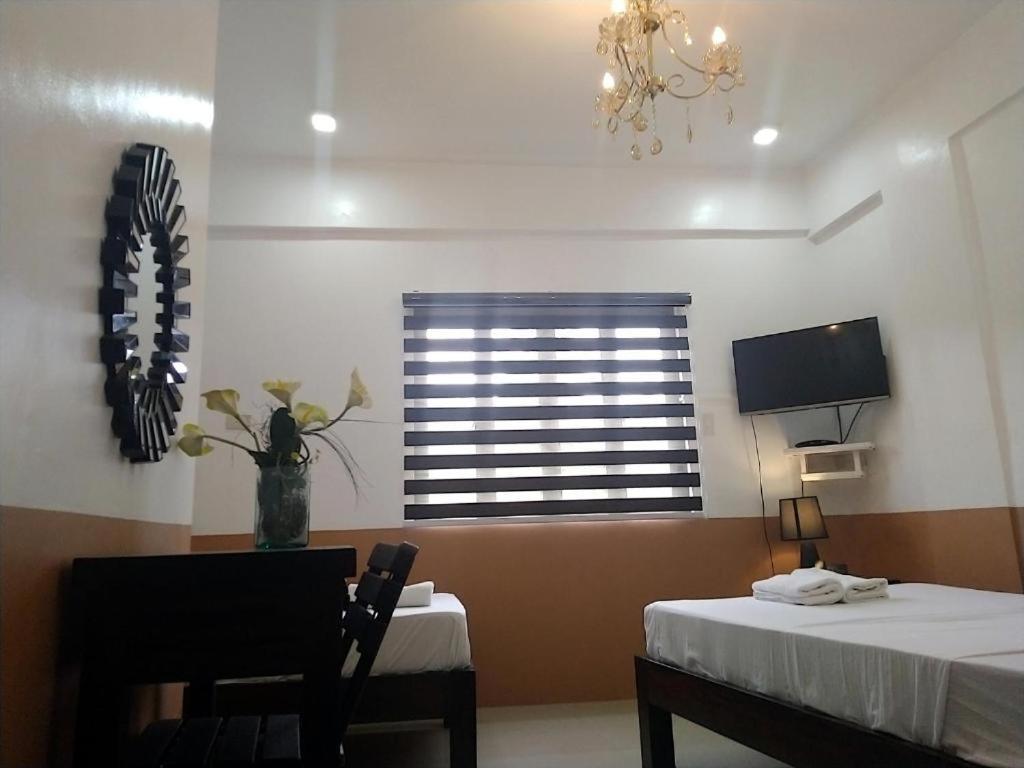 Jil'S Apartelle Tagaytay City Exteriör bild