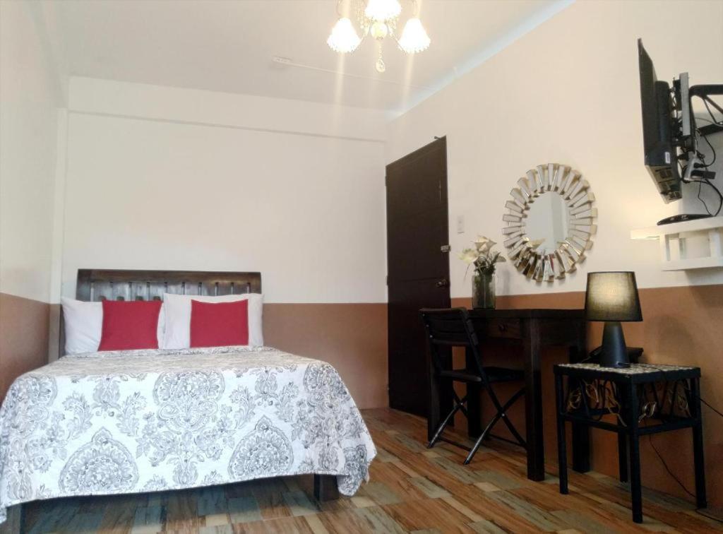 Jil'S Apartelle Tagaytay City Exteriör bild