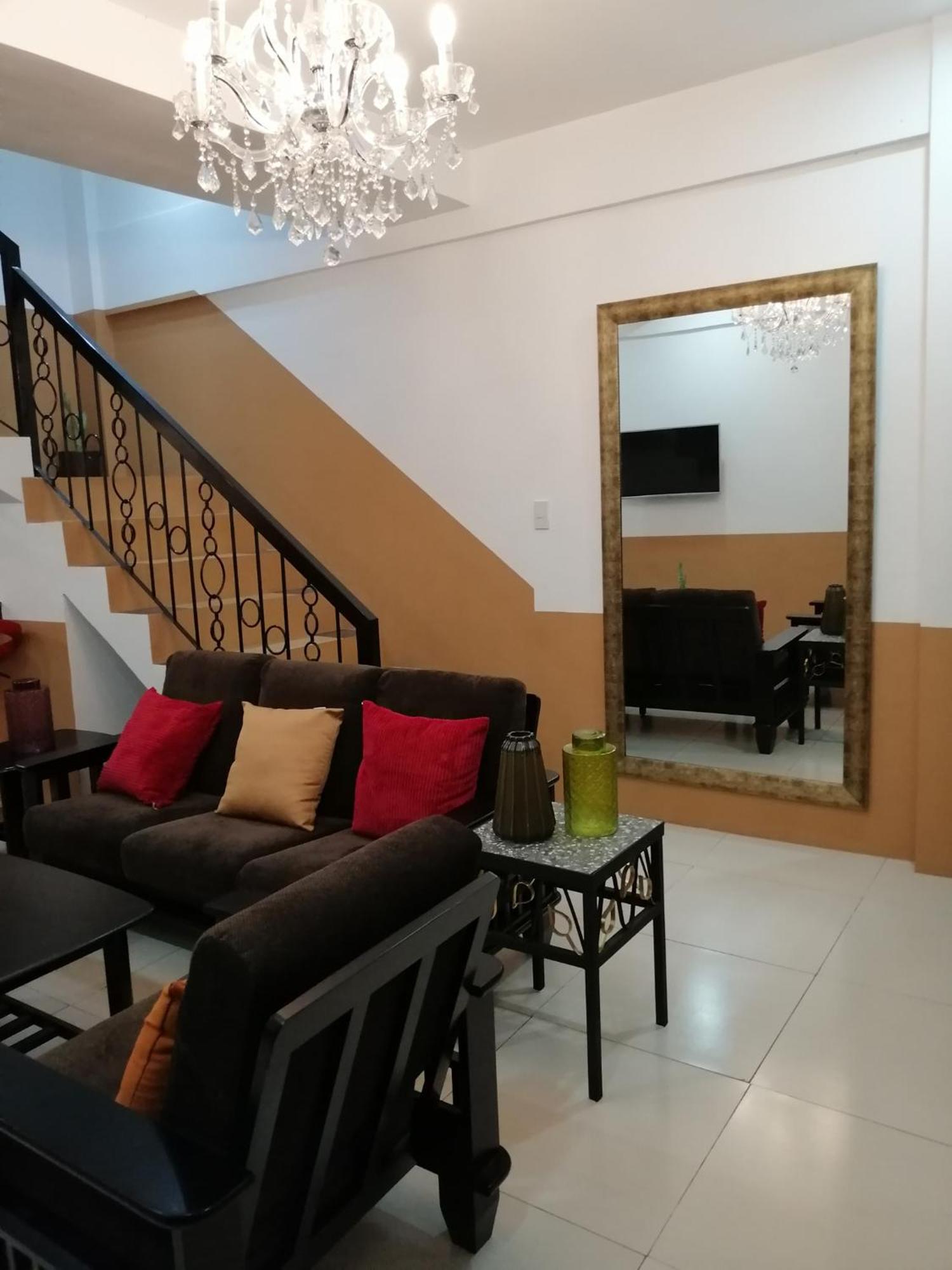 Jil'S Apartelle Tagaytay City Exteriör bild