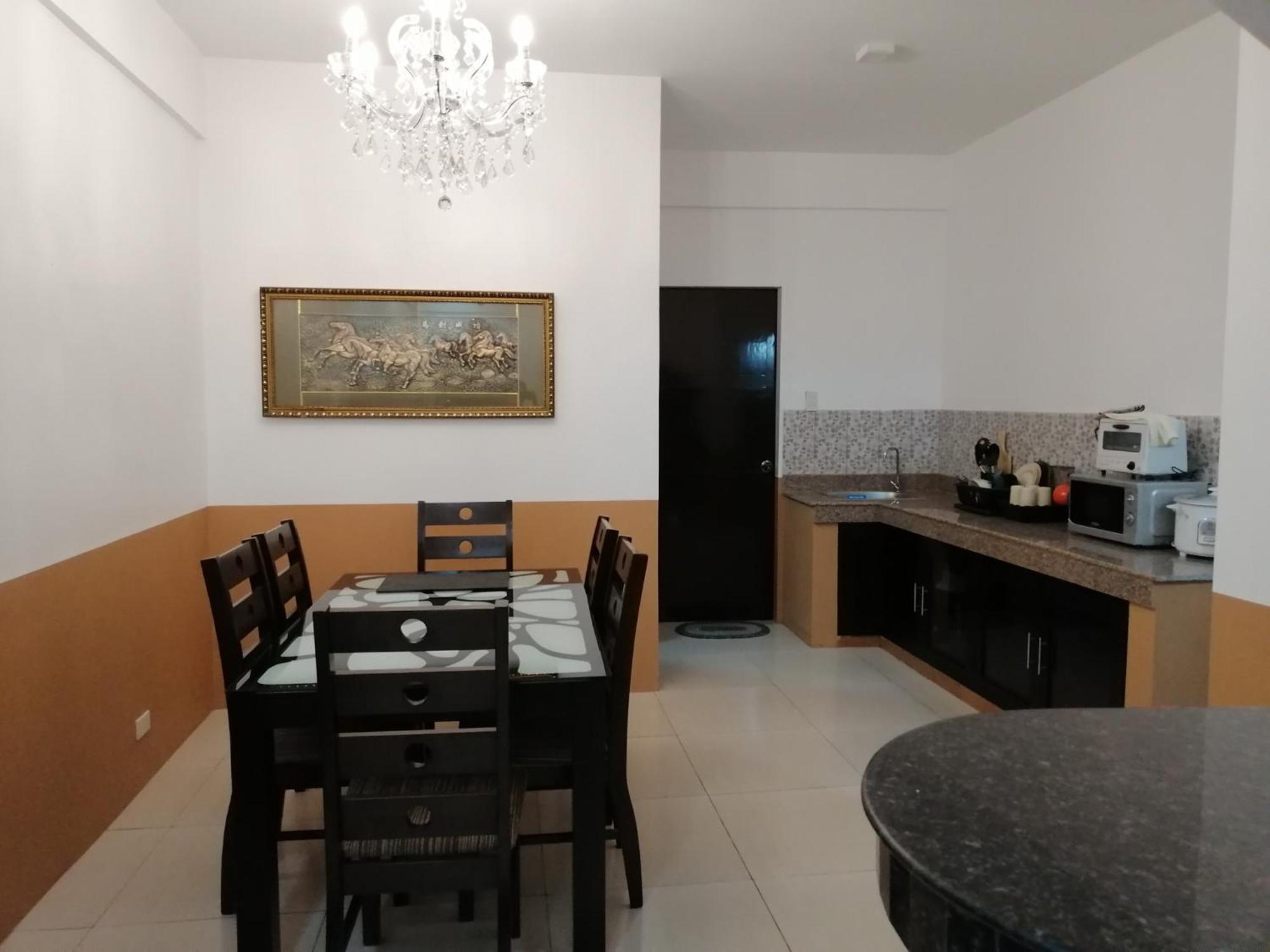 Jil'S Apartelle Tagaytay City Exteriör bild
